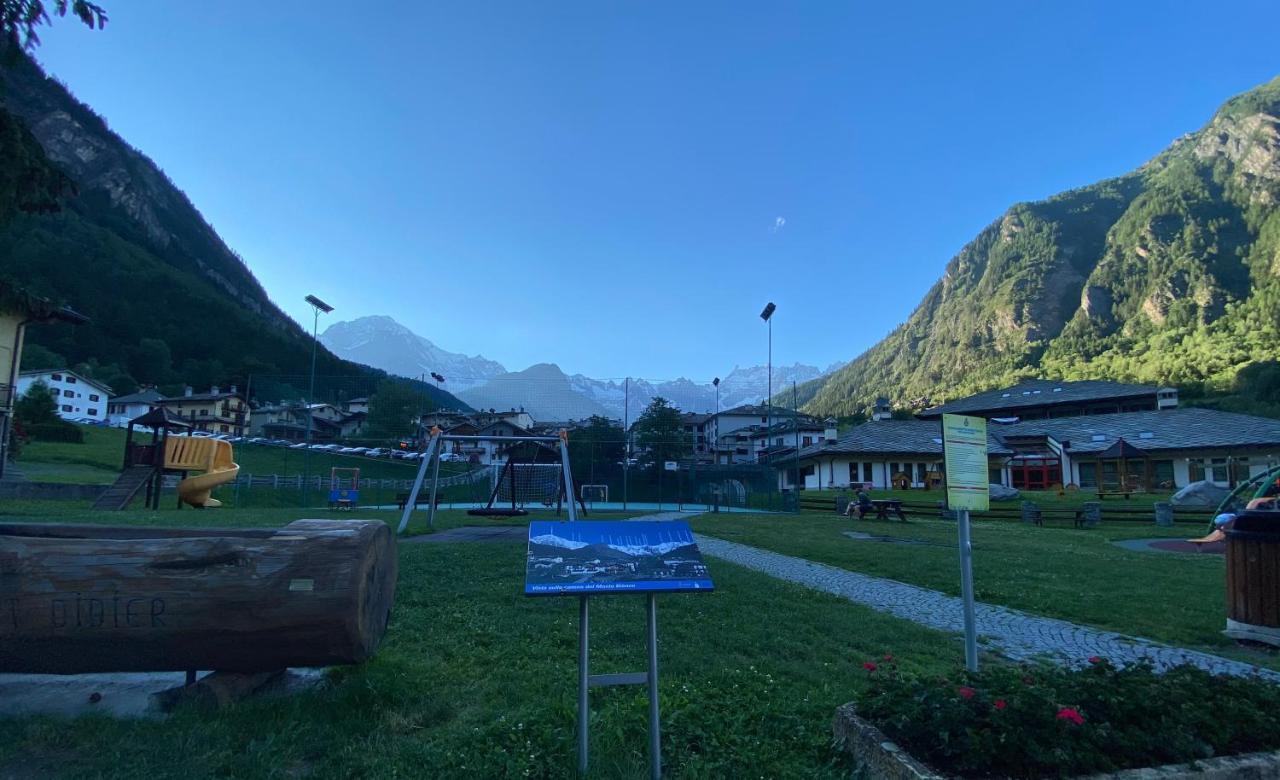 Appartamento De Montagne Berthod Pré-Saint-Didier Εξωτερικό φωτογραφία